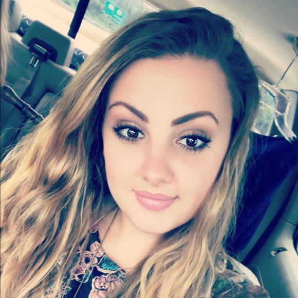 Meet your Posher, Morgan - Picture 1 of 1